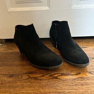 Blondo Black Waterproof Ankle Boots with Patterned Lining